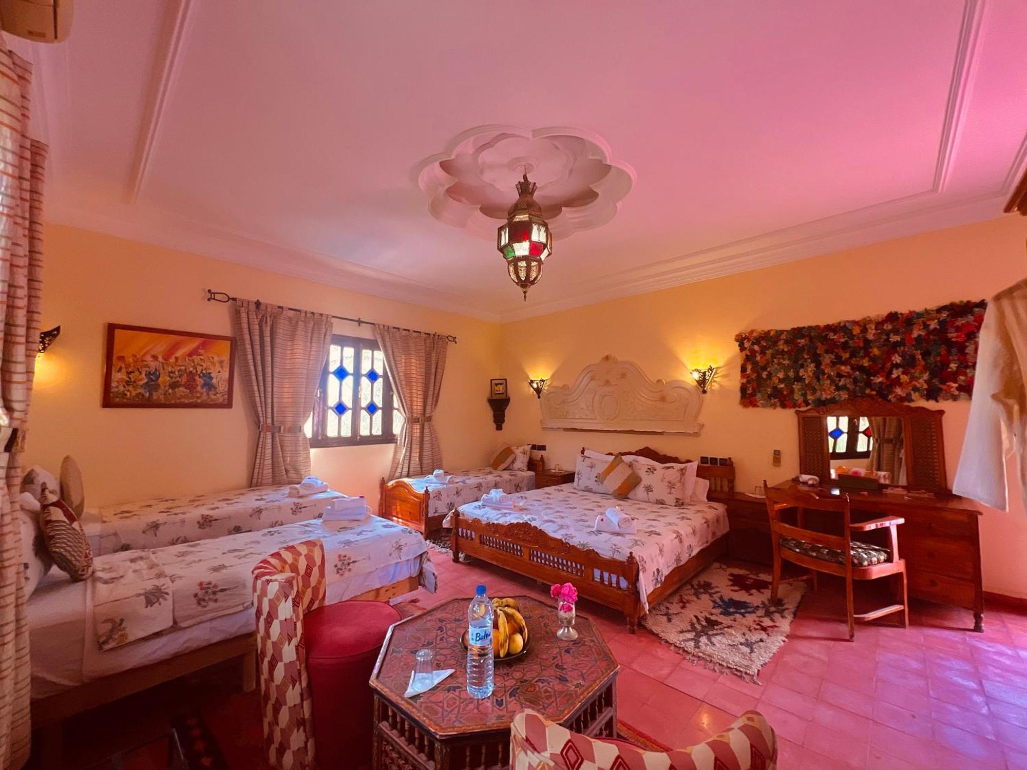 Riad Le Petit Jardin 자고라 외부 사진