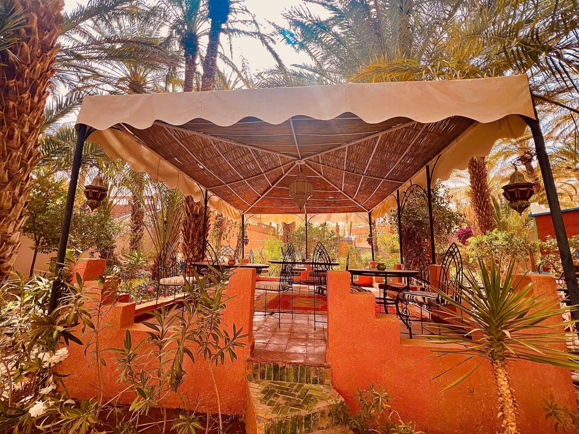 Riad Le Petit Jardin 자고라 외부 사진