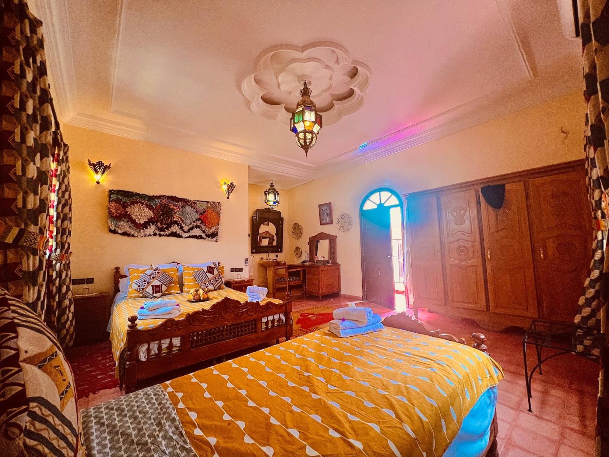 Riad Le Petit Jardin 자고라 외부 사진