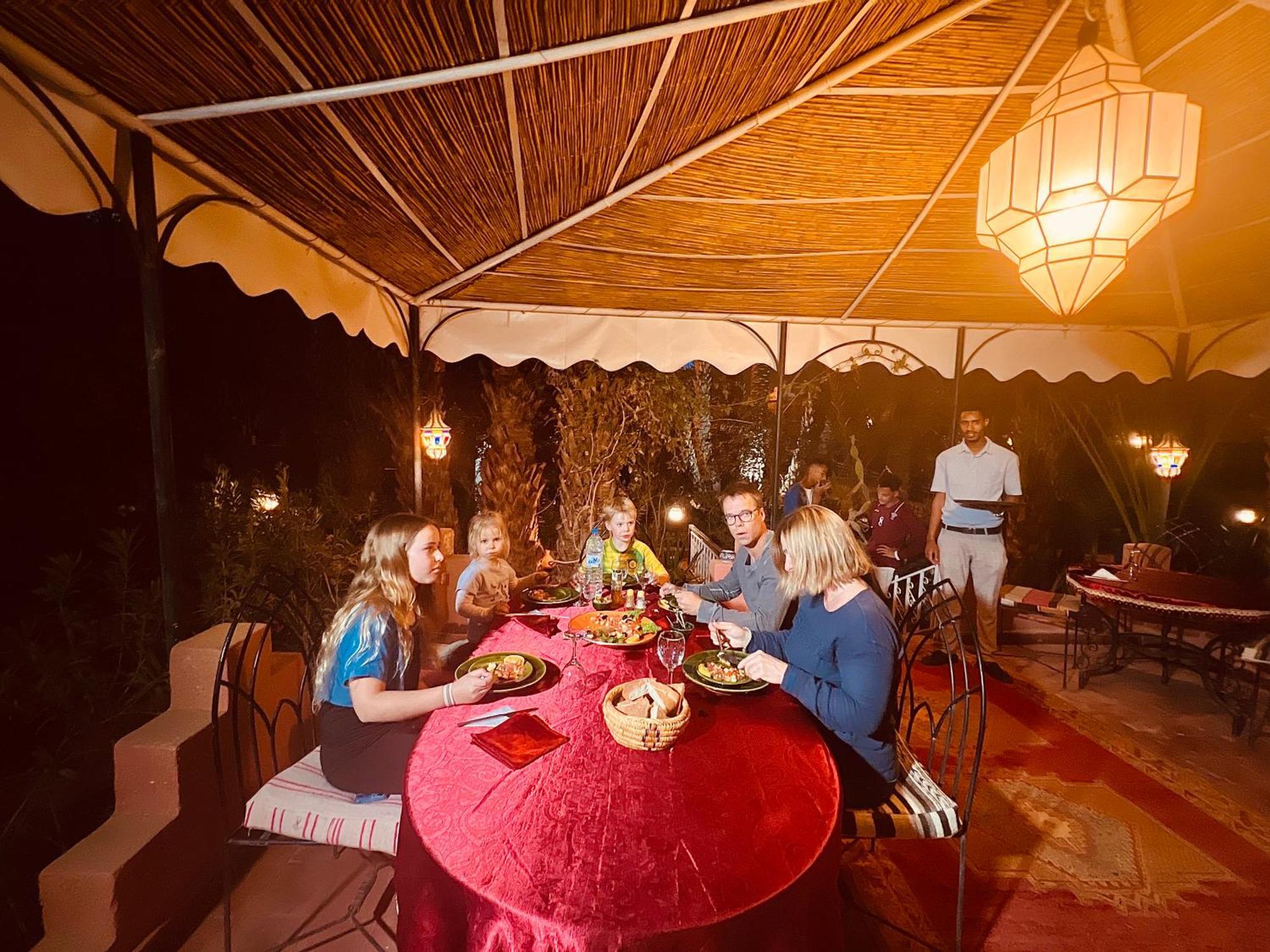 Riad Le Petit Jardin 자고라 외부 사진
